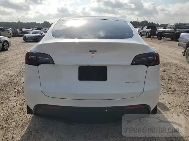 7SAYGDEE3PA052728  tesla model y 2023 IMG 5