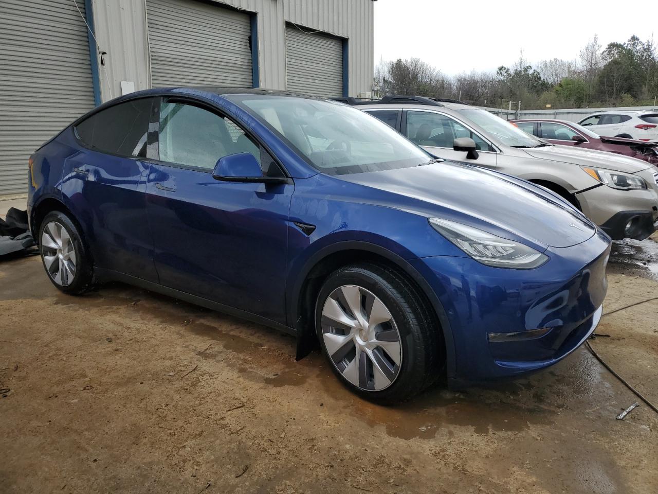 7SAYGDEE4NA005205  tesla model y 2022 IMG 3