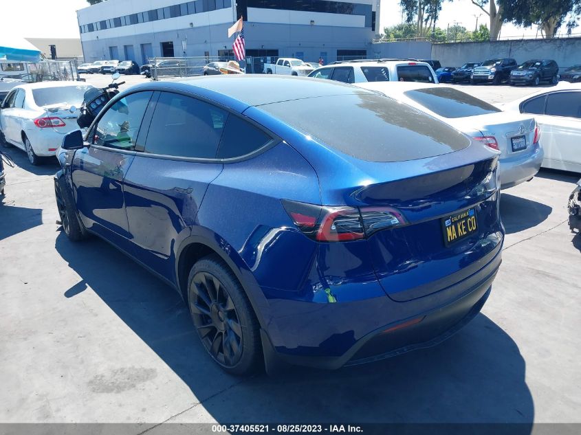 7SAYGDEE4NF351676  tesla model y 2022 IMG 2