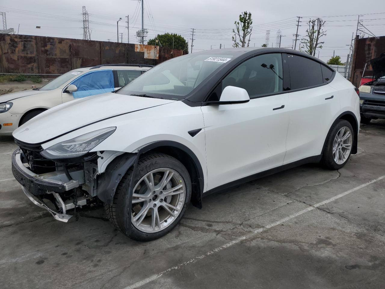 7SAYGDEE5NF362833  tesla model y 2022 IMG 0