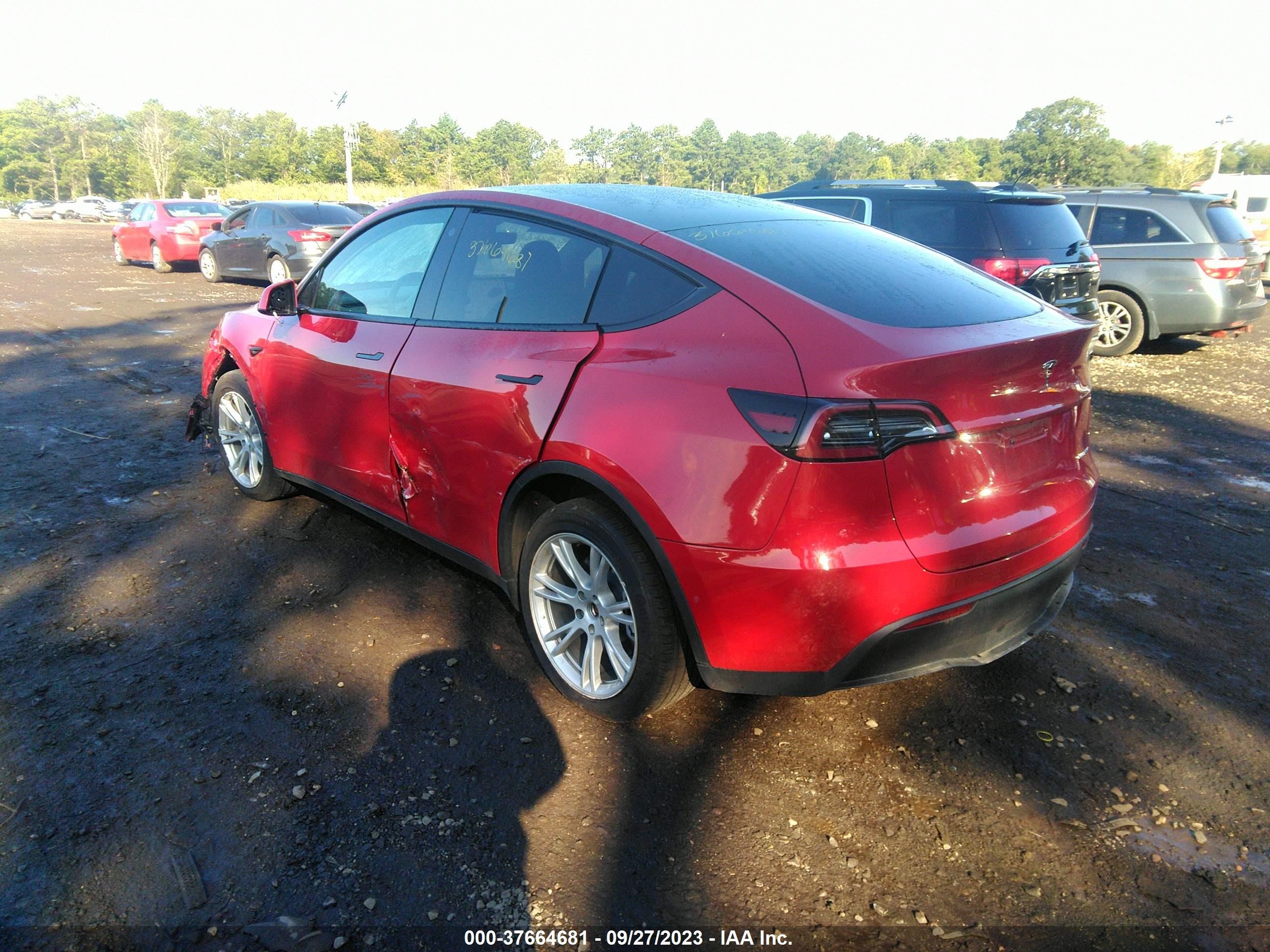 7SAYGDEE5NF462091  tesla model y 2022 IMG 2