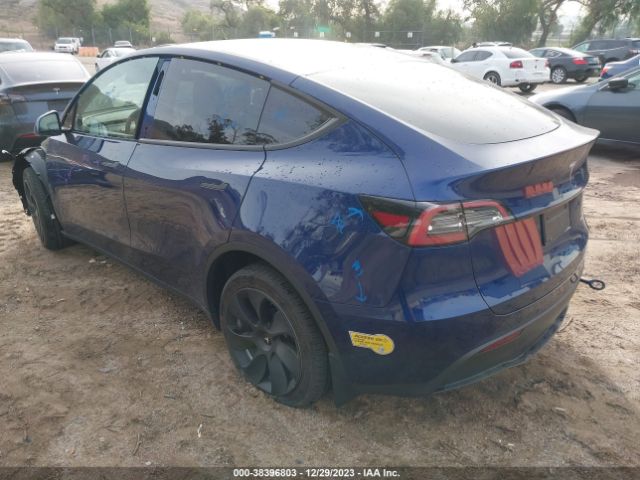 7SAYGDEE6NF559901  tesla model y 2022 IMG 2