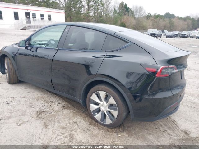 7SAYGDEE7NF353437  tesla model y 2022 IMG 2