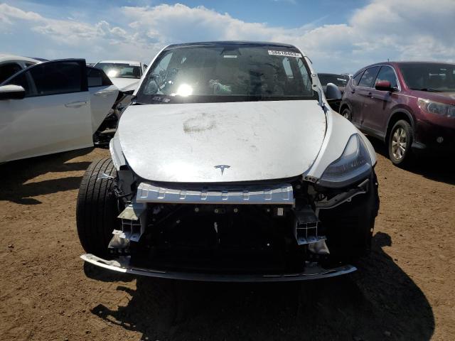 7SAYGDEE7NF424815  tesla model y 2022 IMG 4