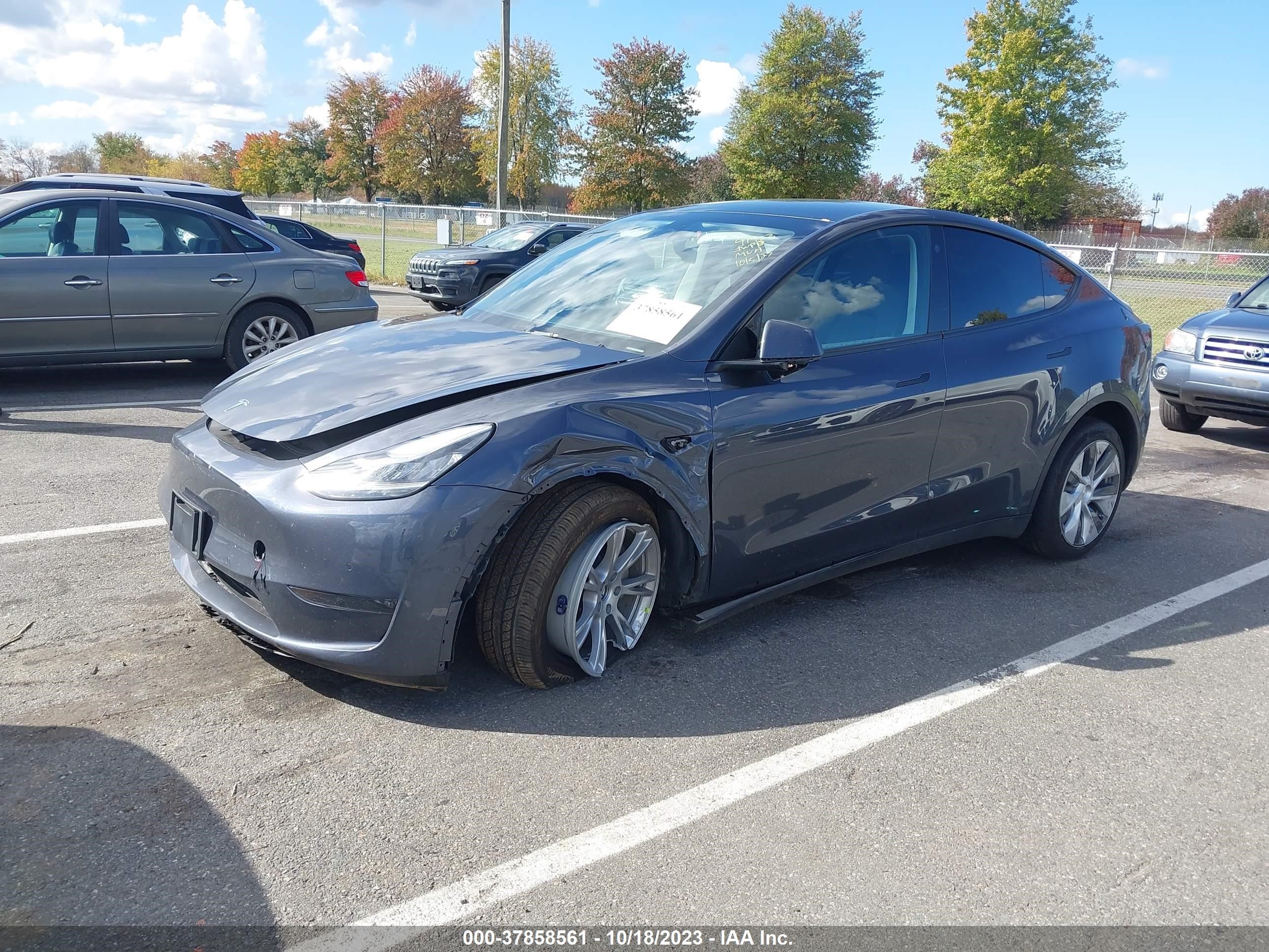 7SAYGDEE8NA018989  tesla model y 2022 IMG 1