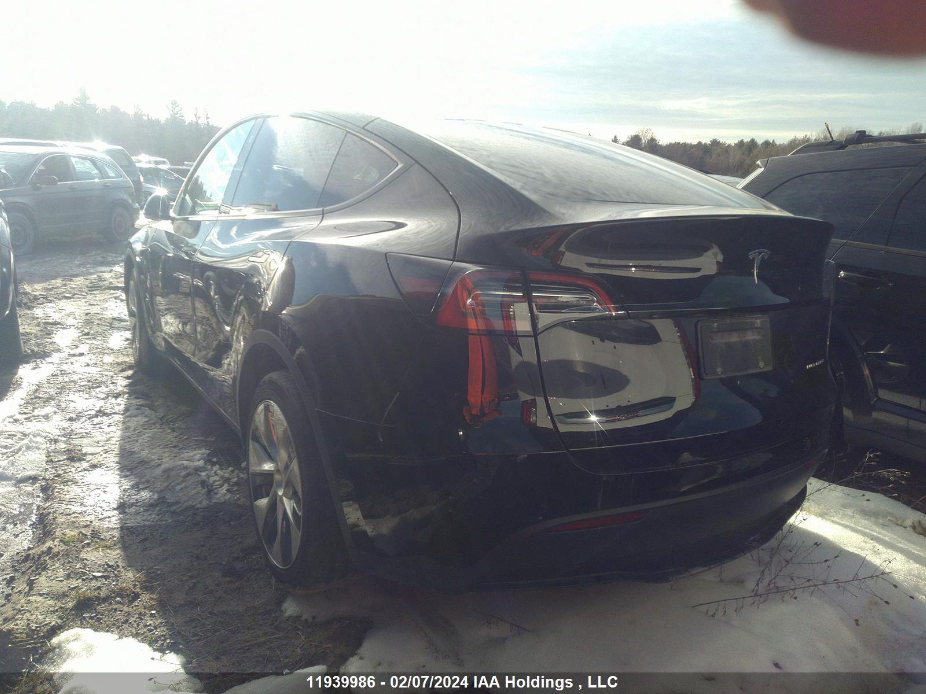 7SAYGDEE8NF400345  tesla model y 2022 IMG 2