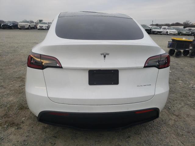 7SAYGDEE8NF463946  tesla model y 2022 IMG 5