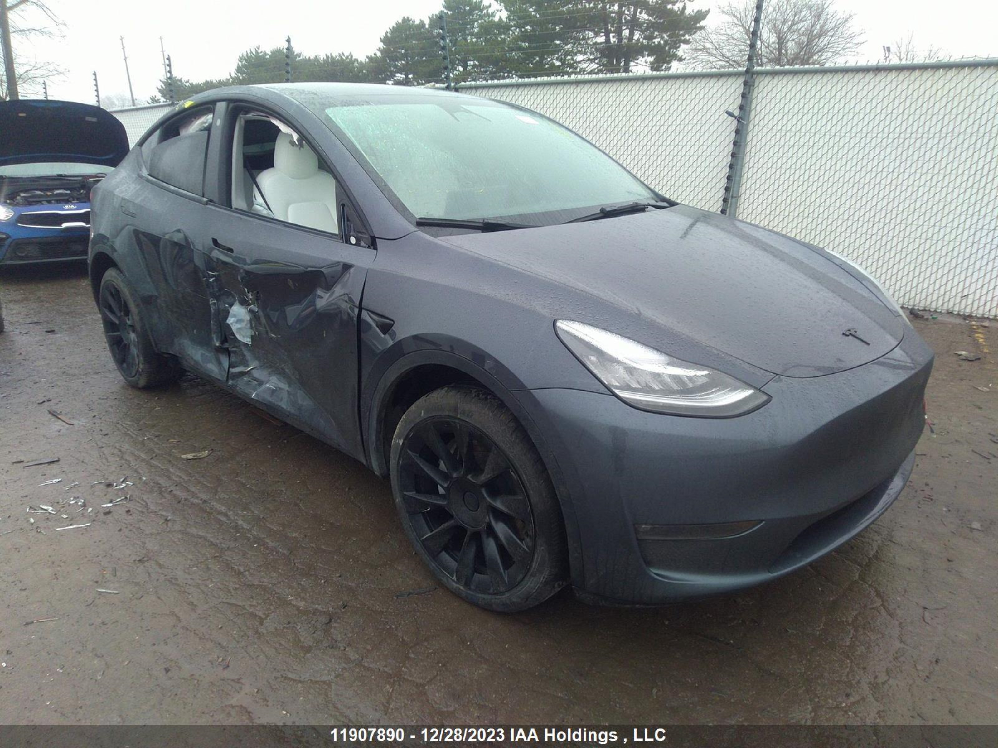 7SAYGDEE8PF610964  tesla model y 2023 IMG 0