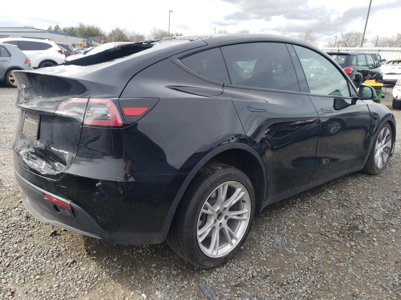 7SAYGDEE8PF625951  tesla model y 2022 IMG 2