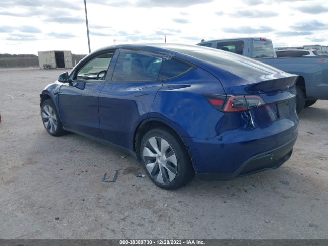 7SAYGDEE9NA001702  tesla model y 2022 IMG 2