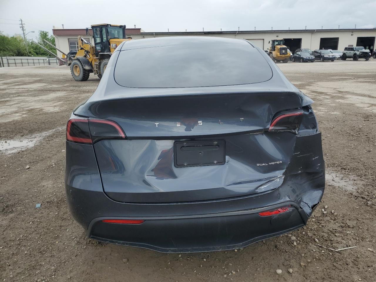 7SAYGDEE9NA017057  tesla model y 2022 IMG 5