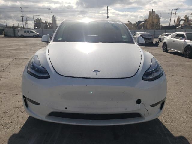 7SAYGDEE9NF408261  tesla model y 2022 IMG 4