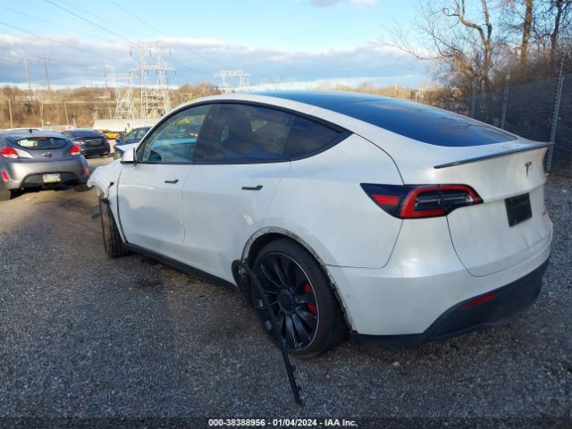 7SAYGDEF0NF399362  tesla model y 2022 IMG 2