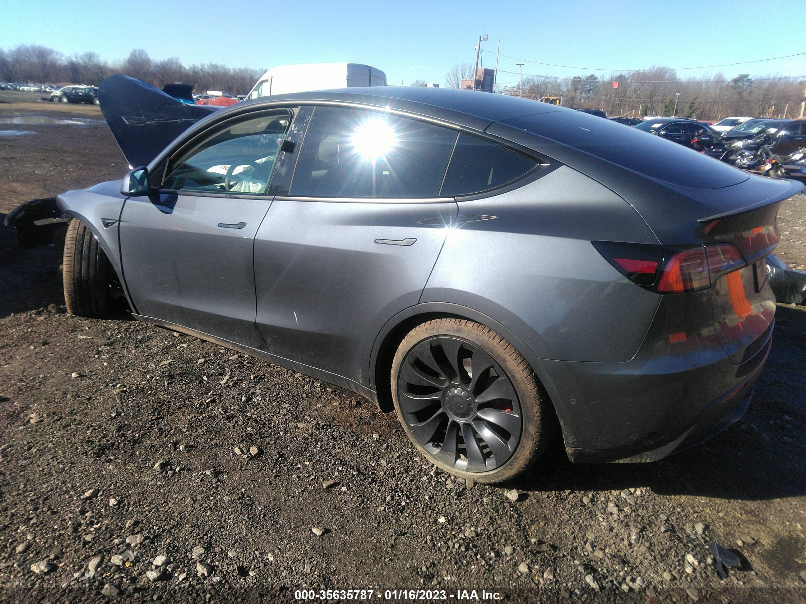 7SAYGDEF0NF543055  tesla model y 2022 IMG 2