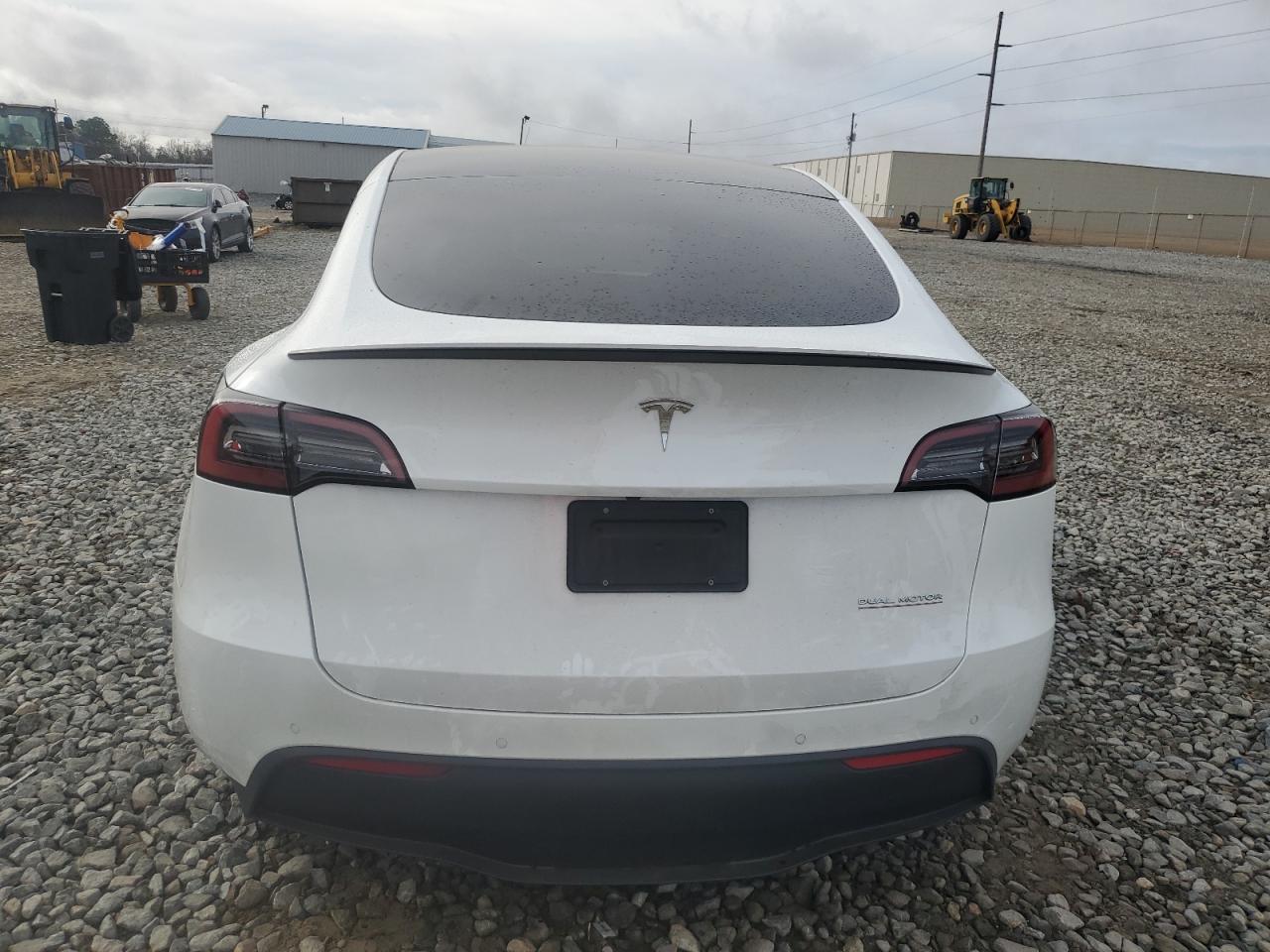 7SAYGDEF2NF518934  tesla model y 2022 IMG 5