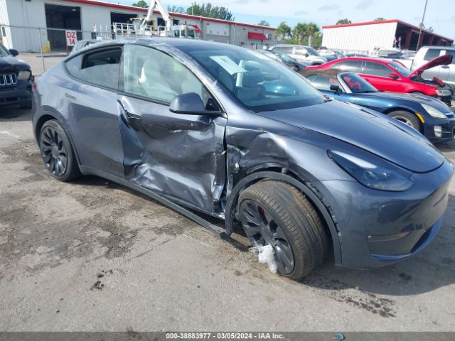 7SAYGDEF2NF523535  tesla model y 2022 IMG 0