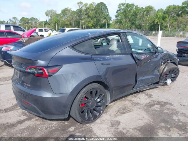 7SAYGDEF2NF523535  tesla model y 2022 IMG 3