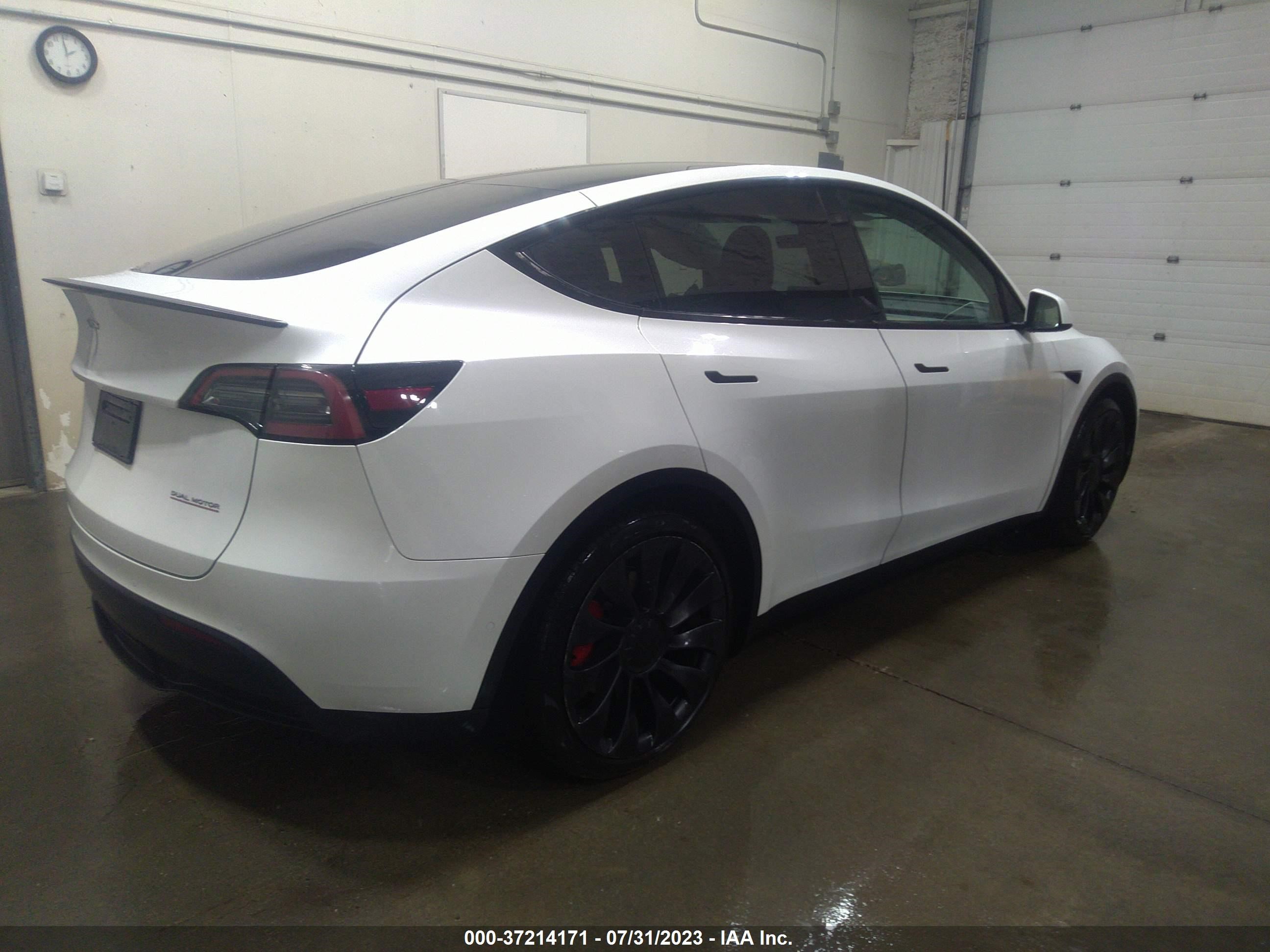 7SAYGDEF6NF439492  tesla model y 2022 IMG 3