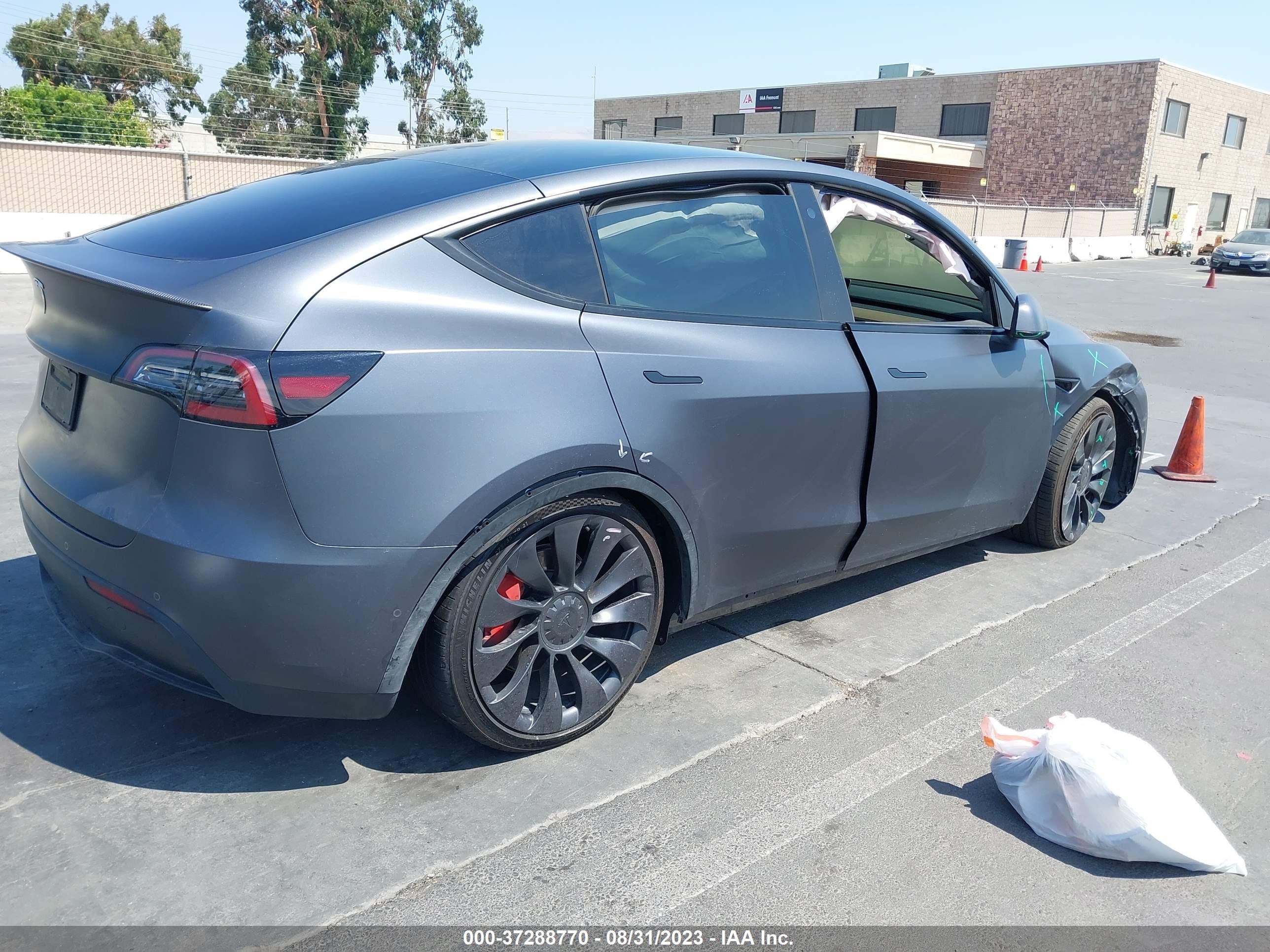 7SAYGDEF8NF485244  tesla model y 2022 IMG 3