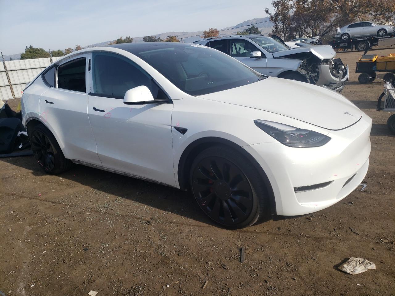 7SAYGDEF8NF486135  tesla model y 2022 IMG 3