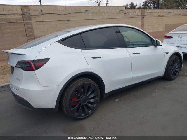 7SAYGDEF8NF558628  tesla model y 2022 IMG 3