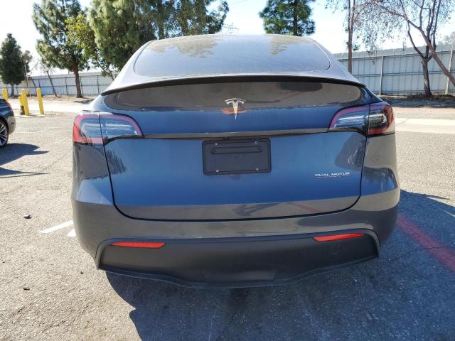 7SAYGDEF9NF444377  tesla model y 2022 IMG 5