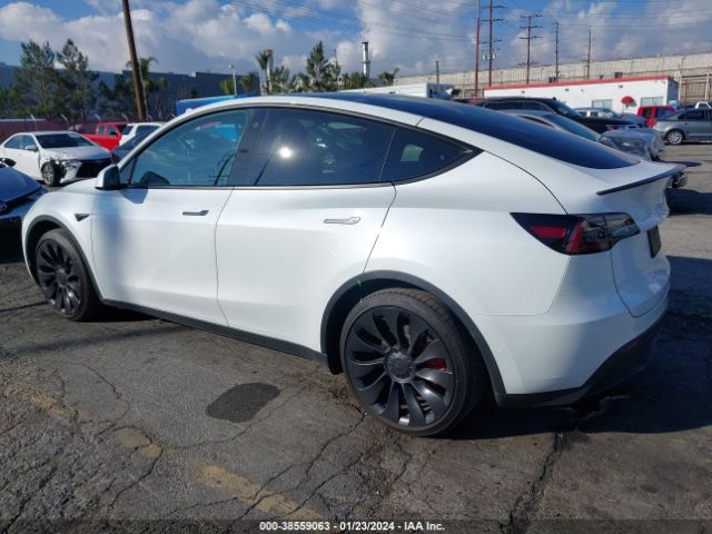 7SAYGDEF9NF537027  tesla model y 2022 IMG 2