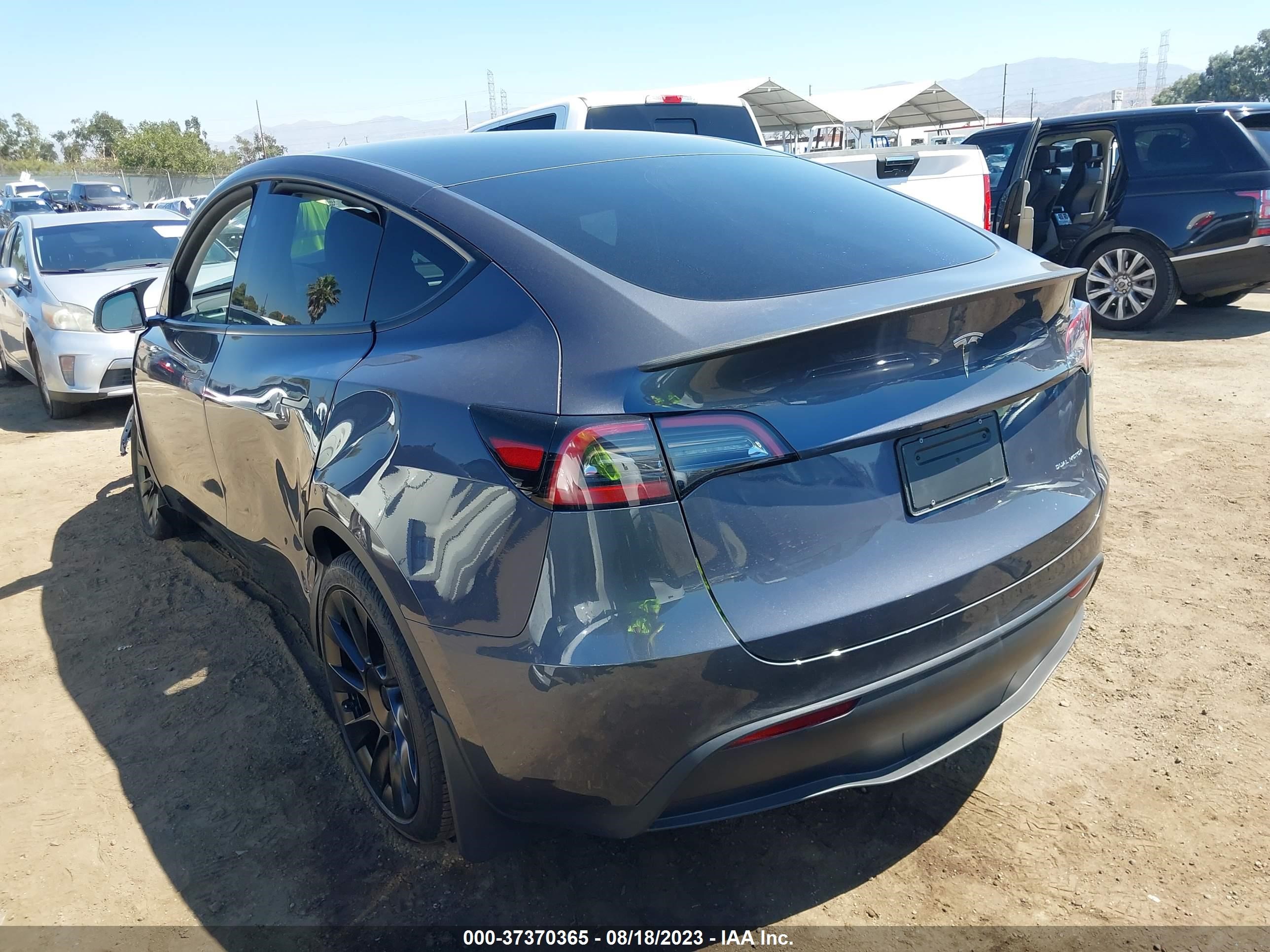 7SAYGAEE5PF814314  tesla model y 2023 IMG 2