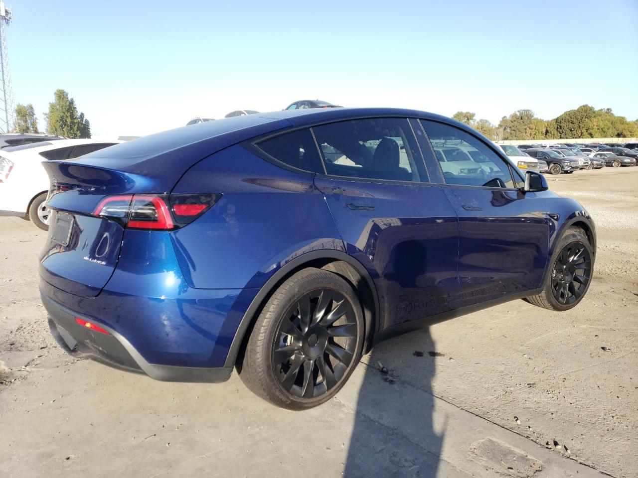 7SAYGDEE0PA081197  tesla model y 2023 IMG 2