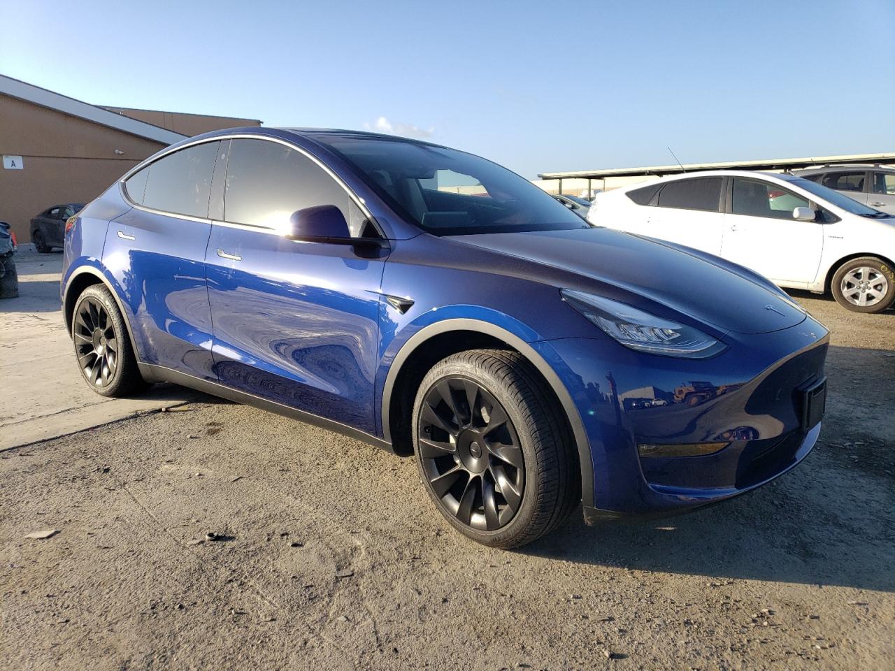 7SAYGDEE0PA081197  tesla model y 2023 IMG 3