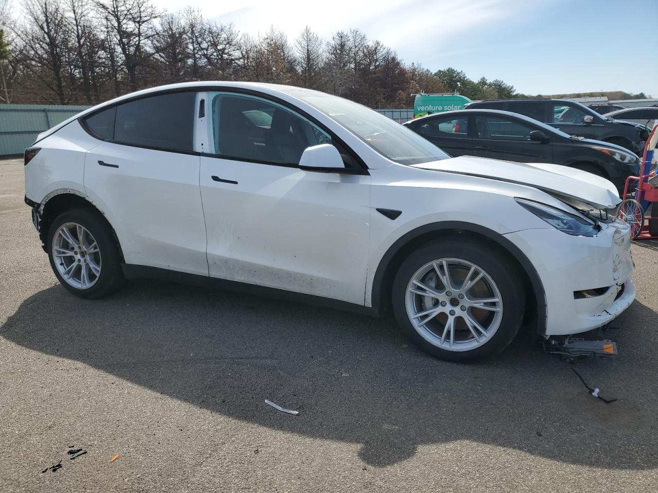 7SAYGDEE0PA093219  tesla model y 2023 IMG 3