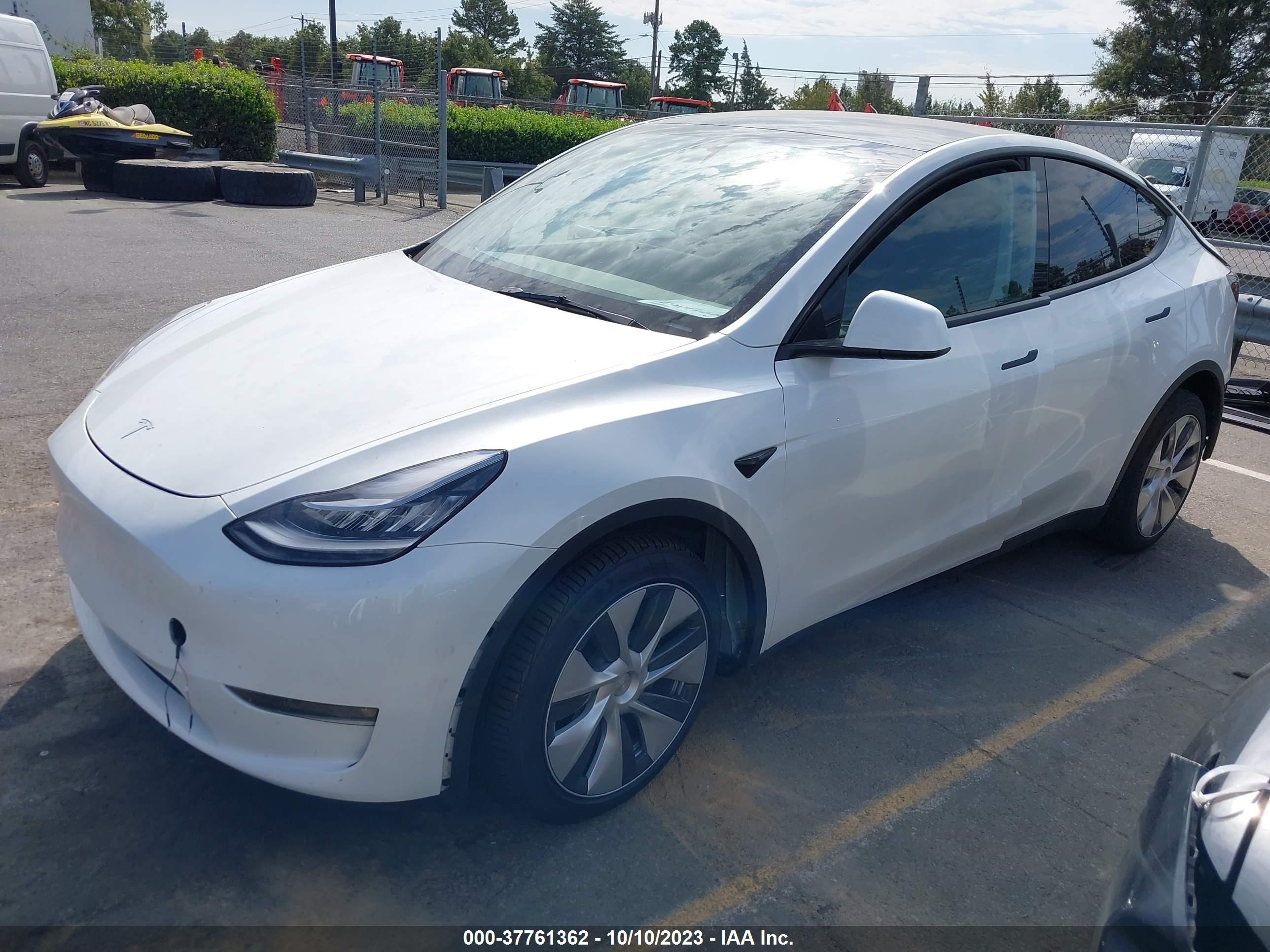 7SAYGDEE1PA061671  tesla model y 2023 IMG 1