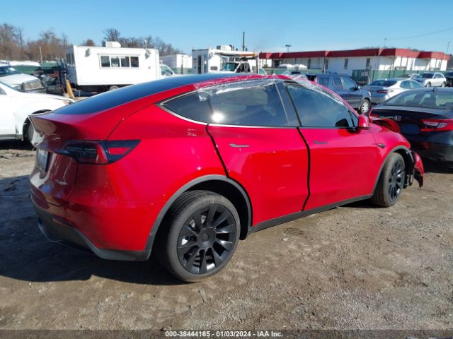 7SAYGDEE1PA123022  tesla model y 2023 IMG 3