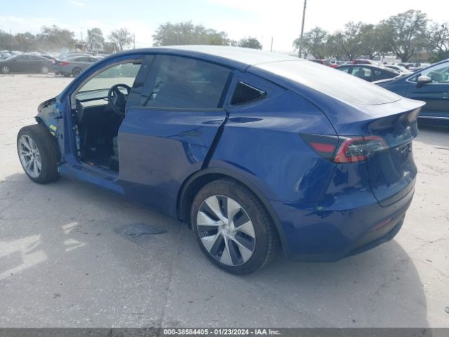 7SAYGDEE2PF638498  tesla model y 2023 IMG 2