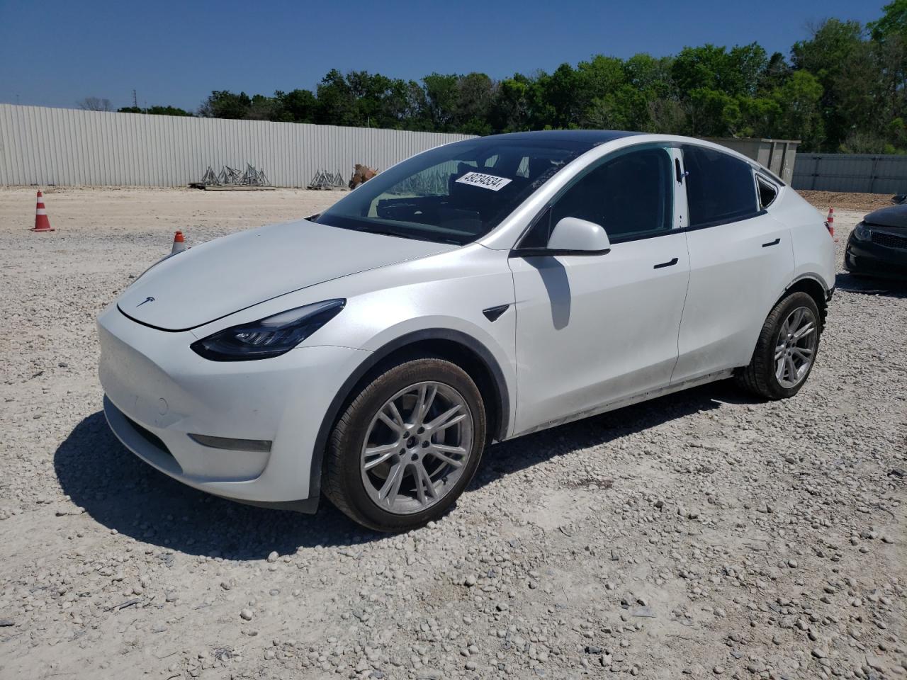 7SAYGDEE3PA088323  tesla model y 2023 IMG 0