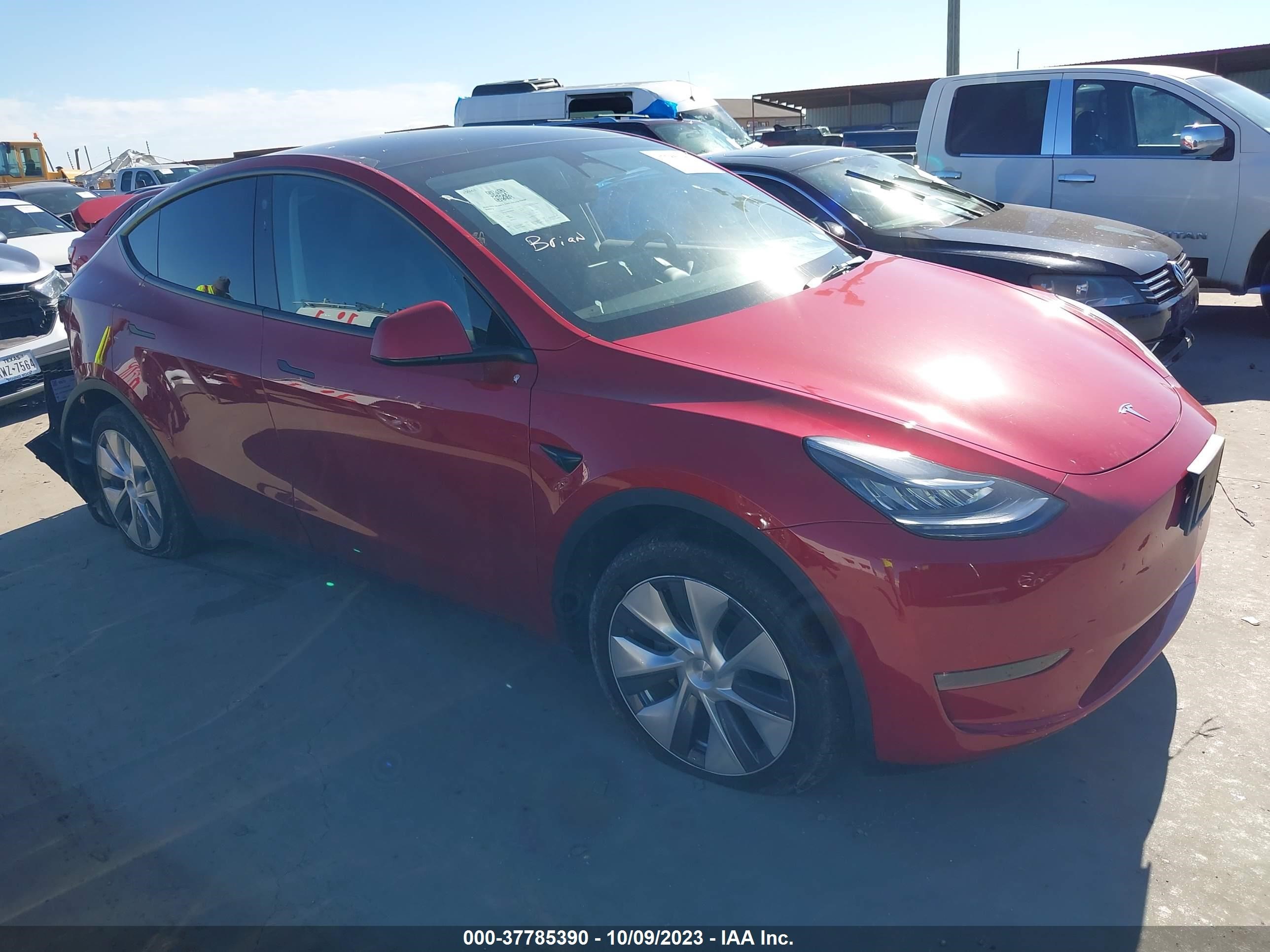 7SAYGDEE4PA102858  tesla model y 2023 IMG 0