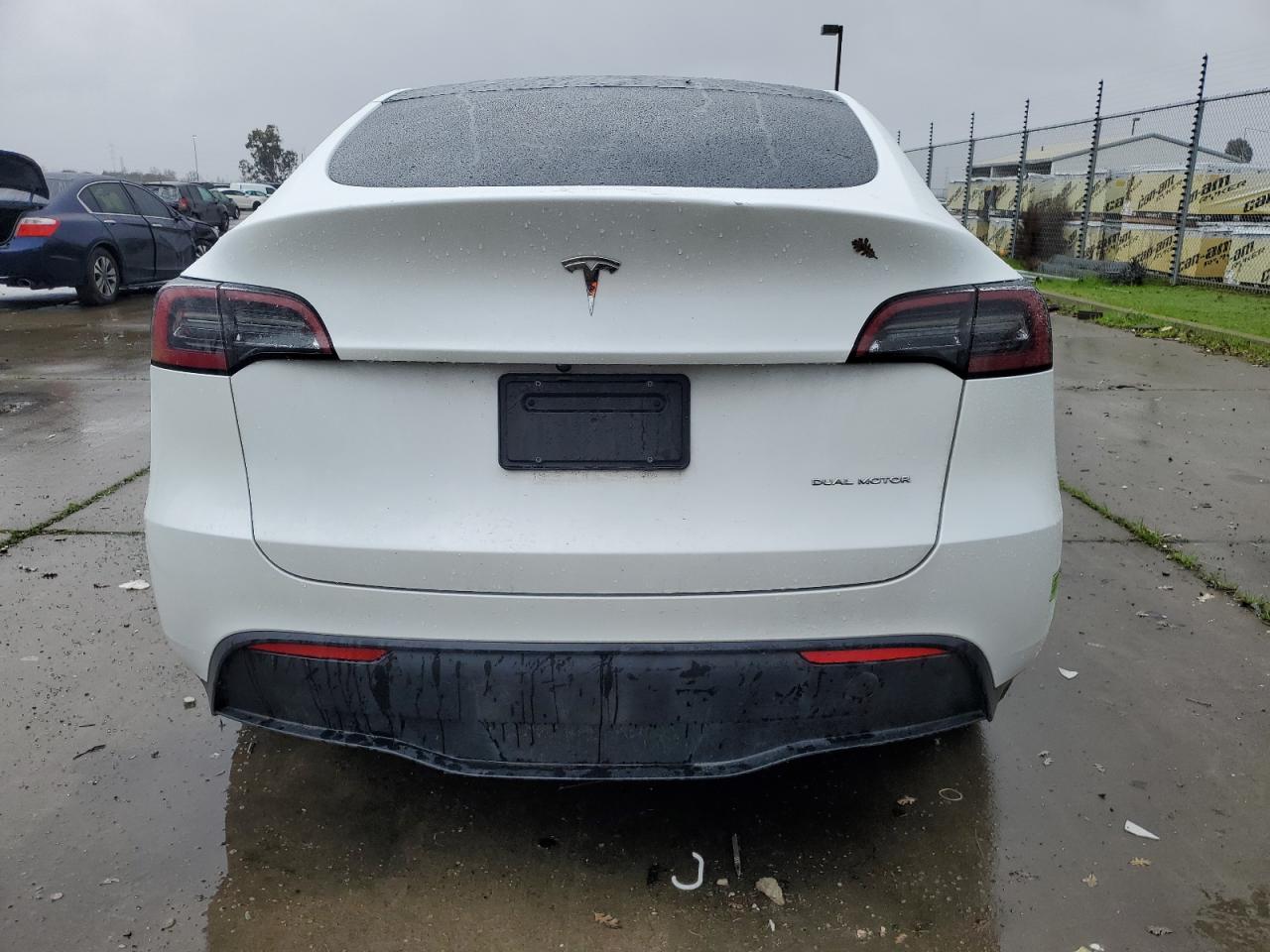 7SAYGDEE4PF703352  tesla model y 2023 IMG 5