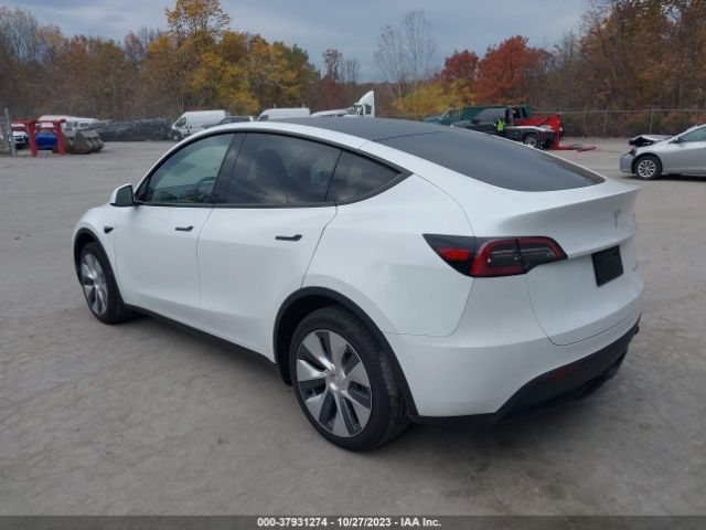 7SAYGDEE5PA145721  tesla model y 2023 IMG 2