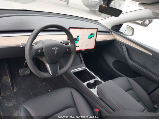 7SAYGDEE5PA145721  tesla model y 2023 IMG 4