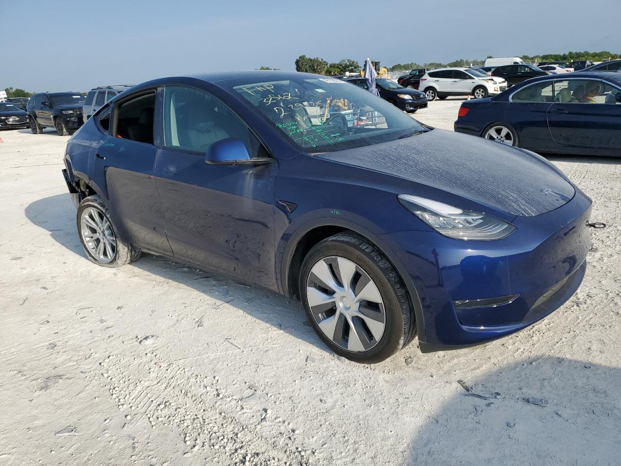 7SAYGDEE6PA106832  tesla model y 2023 IMG 3