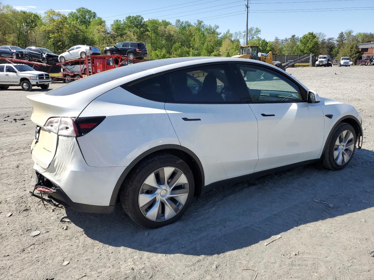 7SAYGDEE7PA057401  tesla model y 2023 IMG 2