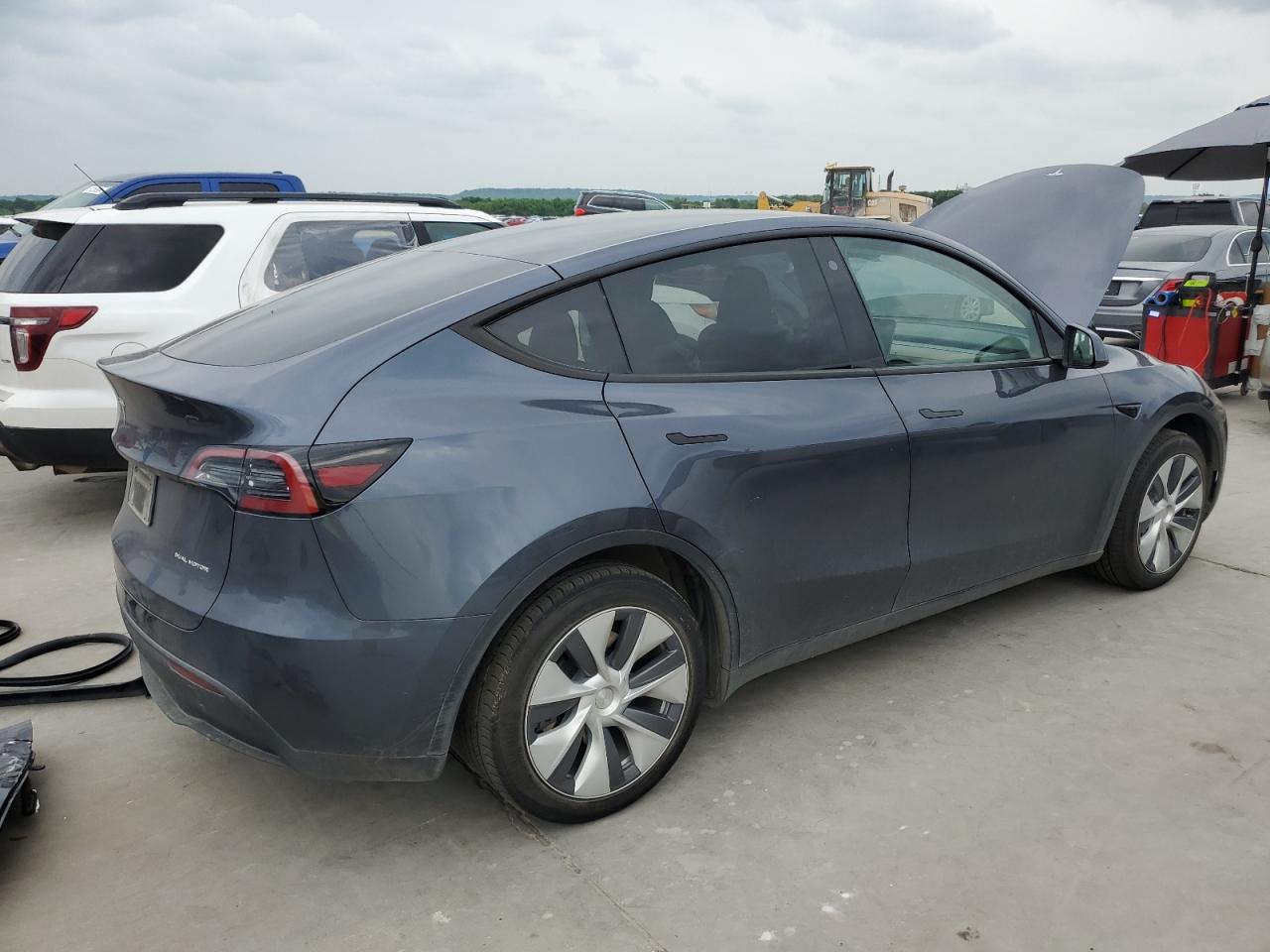 7SAYGDEE7PA105155  tesla model y 2023 IMG 2