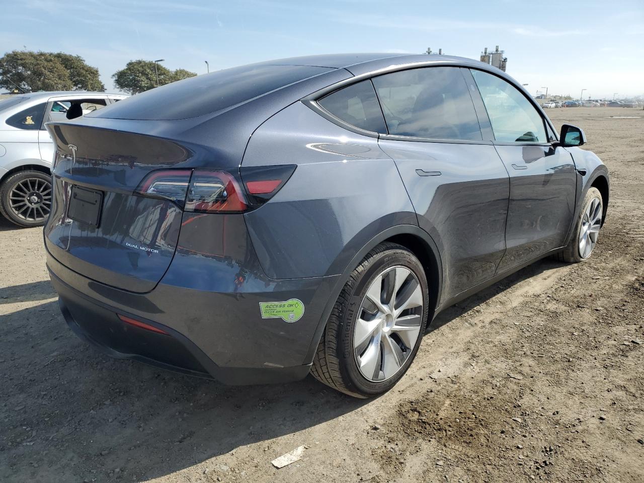 7SAYGDEE7PF848935  tesla model y 2023 IMG 2