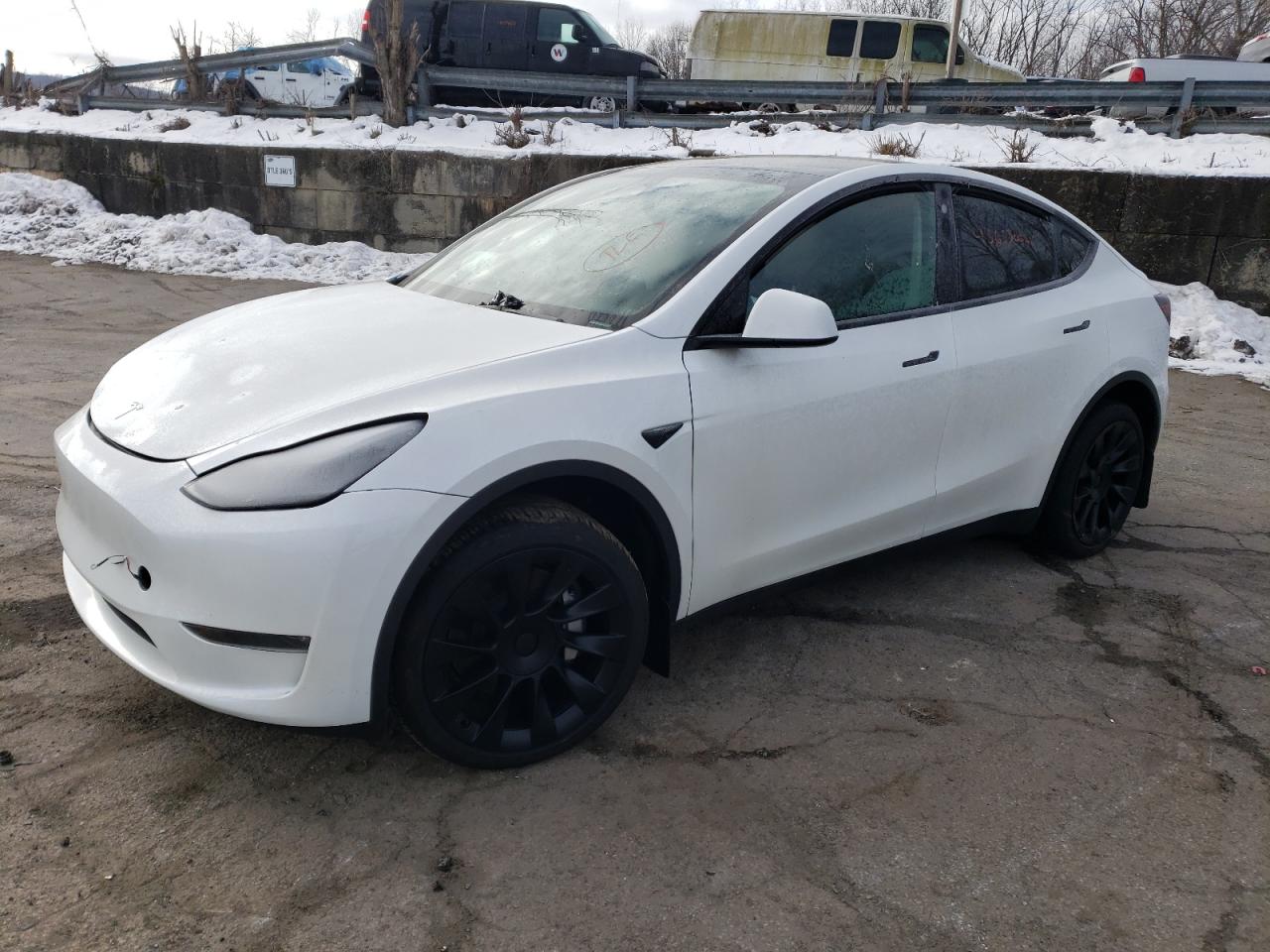 7SAYGDEE8PA057262  tesla model y 2023 IMG 0