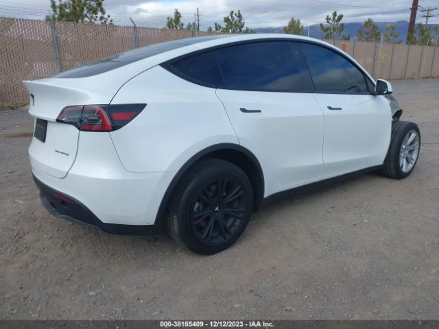 7SAYGDEE8PA123115  tesla model y 2023 IMG 3