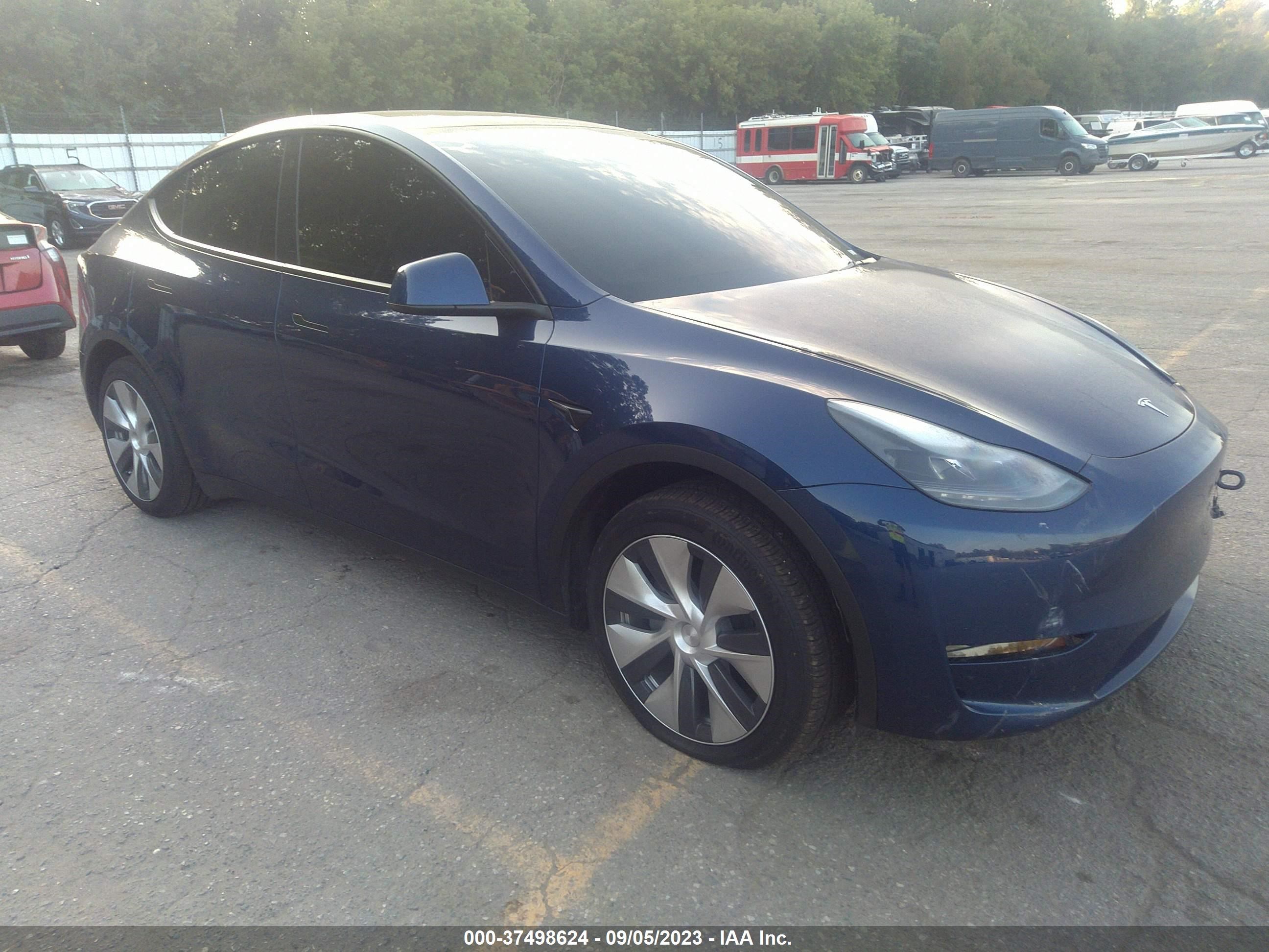 7SAYGDEE9PF706165  tesla model y 2023 IMG 0