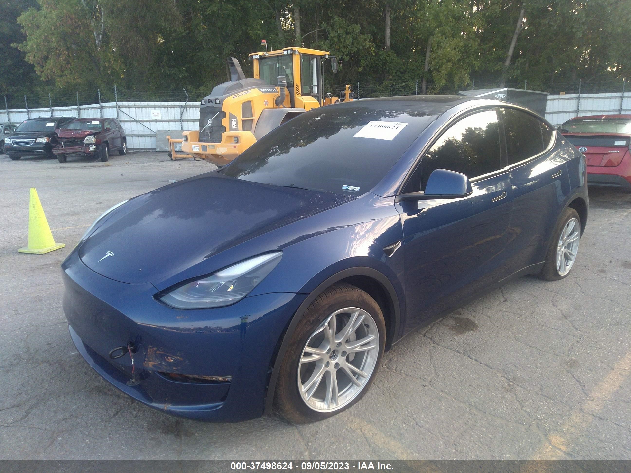 7SAYGDEE9PF706165  tesla model y 2023 IMG 1