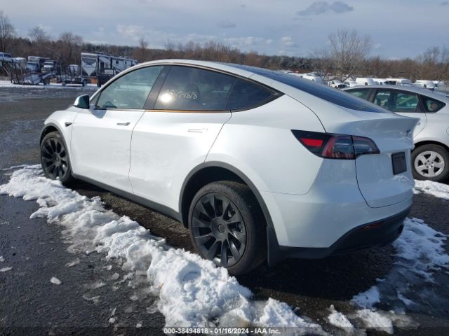 7SAYGDEEXPA080767  tesla model y 2023 IMG 2