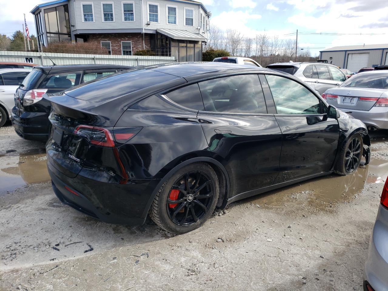 7SAYGDEF6PF611328  tesla model y 2023 IMG 2