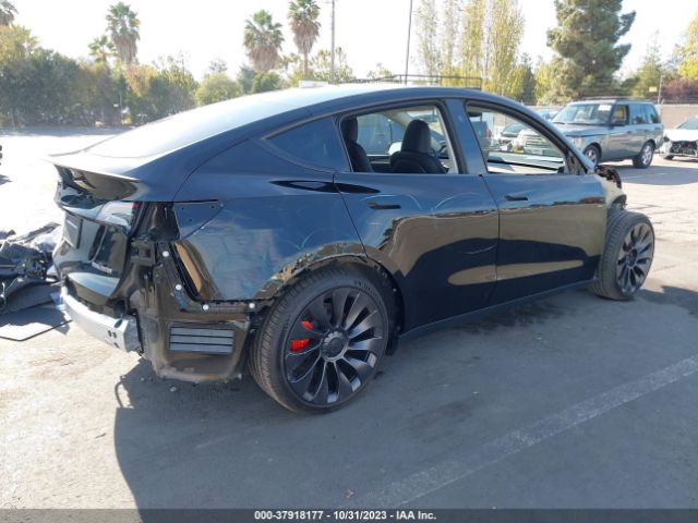 7SAYGDEF6PF863399  tesla model y 2023 IMG 3